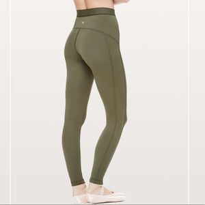 Lululemon Principal Dancer Golden Lining Tight *28"
Armory NWOT